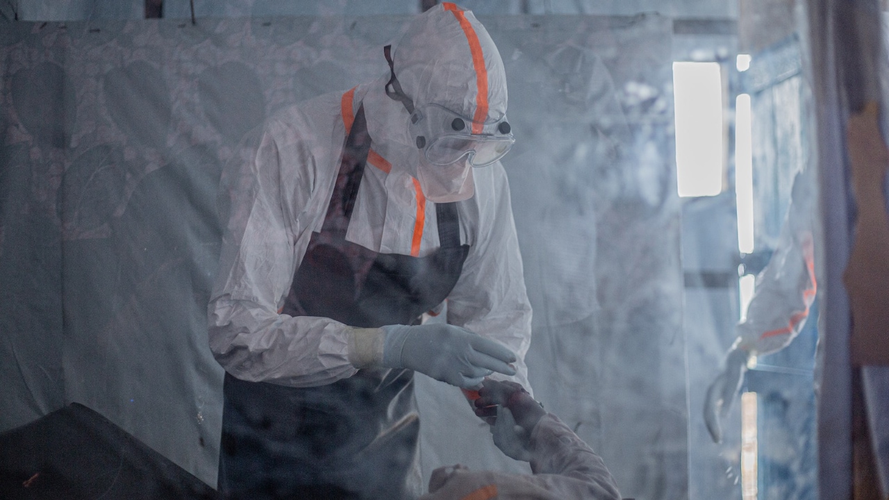 Ebola Spreads To Seventh Congo Province After Long-Distance Trip
