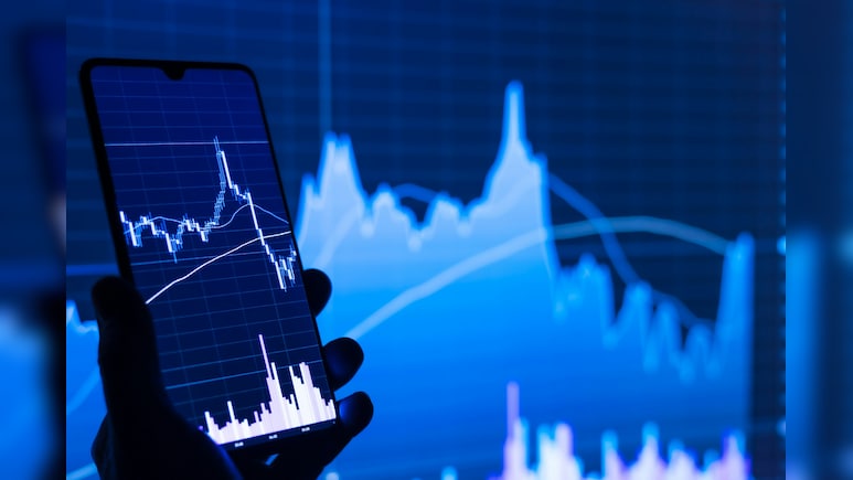 Mcap Of Seven Of Top-10 Most-Valued Firms Erodes Rs 1.13 Lakh Crore; Airtel, RIL Worst Hit