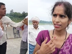 Man Stops On Bridge For Selfie With Infant Daughter, Throws Her Into Yamuna