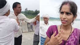 Man Stops On Bridge For Selfie With Infant Daughter, Throws Her Into Yamuna