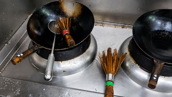 Tukaram Mundhe Strikes: MCA, Cadell, China Town Fast Food Lose Licence In FDA Crackdown In Mumbai