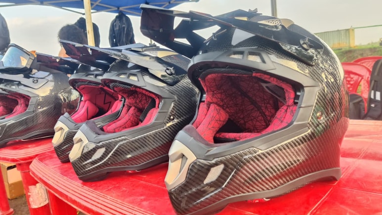 Axor MX Carbon, World's Lightest Off-Road Helmet, Launched At Rs 20,060
