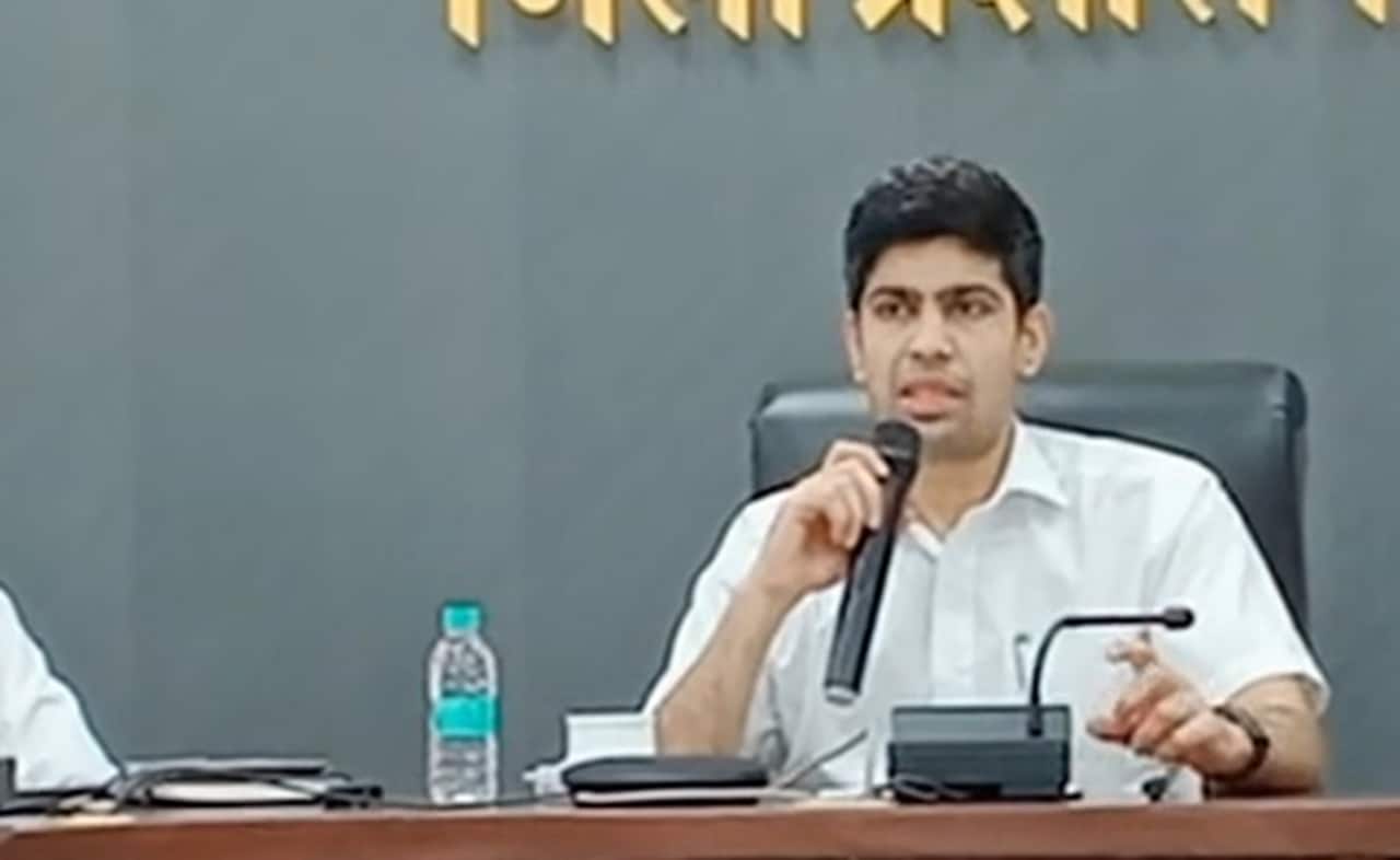 IAS abhishek meena youngest dc haryana success story upsc IAS abhishek meena youngest dc haryana success story upsc