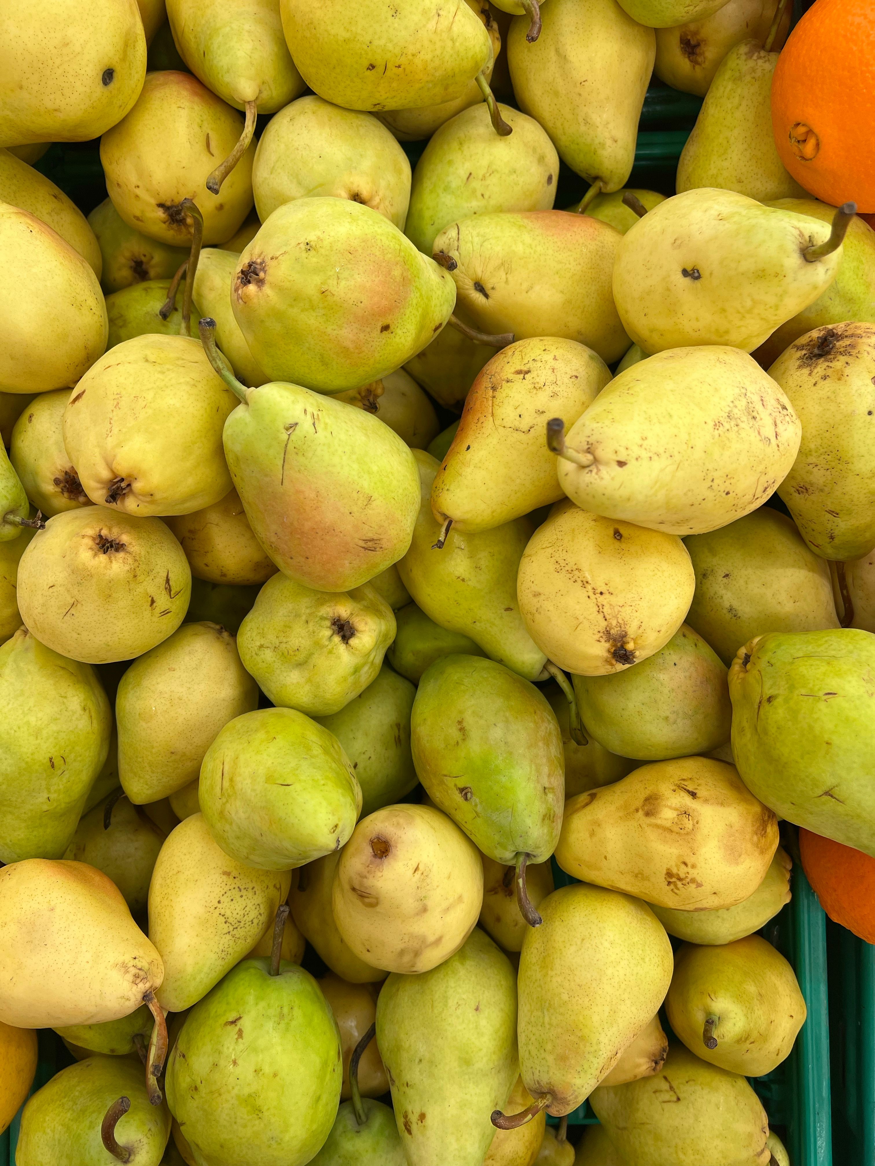 Nashpati or pear should be eaten in moderation and timed for regulating blood sugar levels