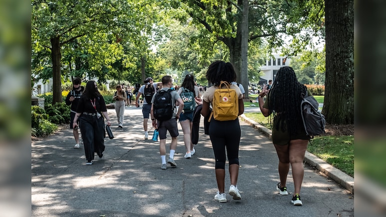 Foreign Students Applying To US Colleges Fell 10% This Year