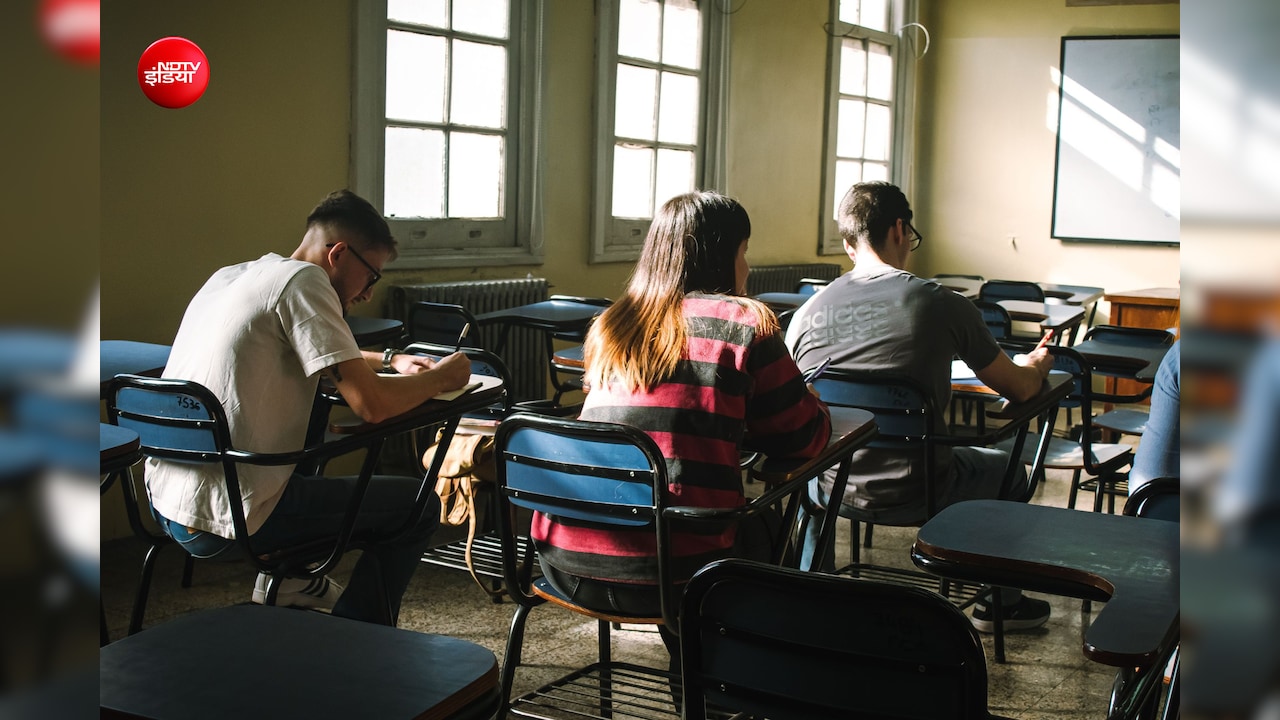 RRB Group D Exam 3 अगस्त से शुरू, जानें शिफ्ट टाइमिंग, ड्रेस कोड और एग्जाम डे गाइडलाइंस