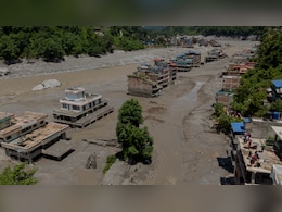 काठमांडु से 8 घंटे का मुश्किल सफर... मौत और मलबे के बीच नेपाल बाढ़ के 'एपिसेंटर' रसुवा से NDTV की पहली ग्राउंड रिपोर्ट