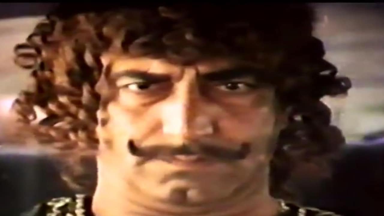 40 Years Ago, 'Dharmendra Lite' Fought Hitler's Son In Pakistani 'Mother India'