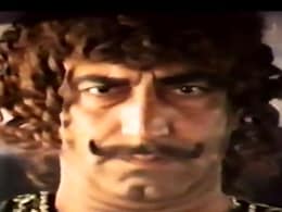 40 Years Ago, 'Dharmendra Lite' Fought Hitler's Son In Pakistani 'Mother India'