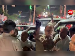 DSP अमित पाठक ने रोका तो आगबबूला हुए MLA अनिल पाराशर, देखें वृंदावन से वायरल VIDEO
