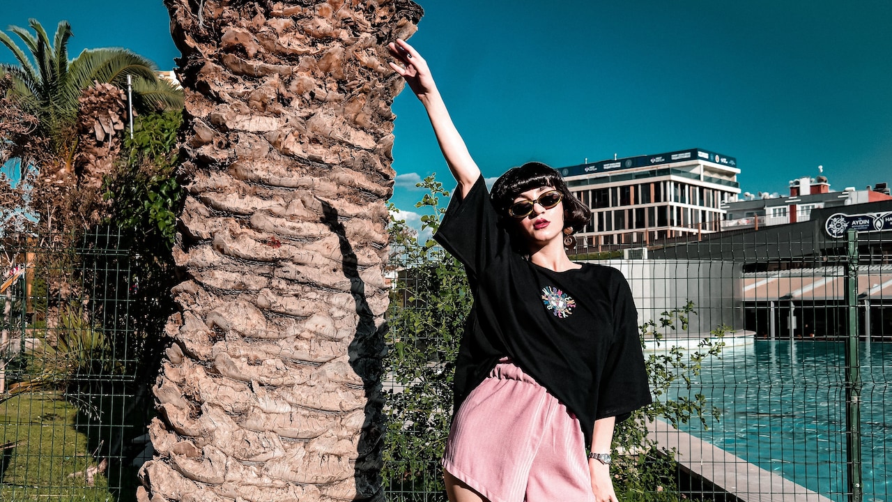Cropped and oversized t-shirts for women on a budget Cropped and oversized t-shirts for women on a budget
