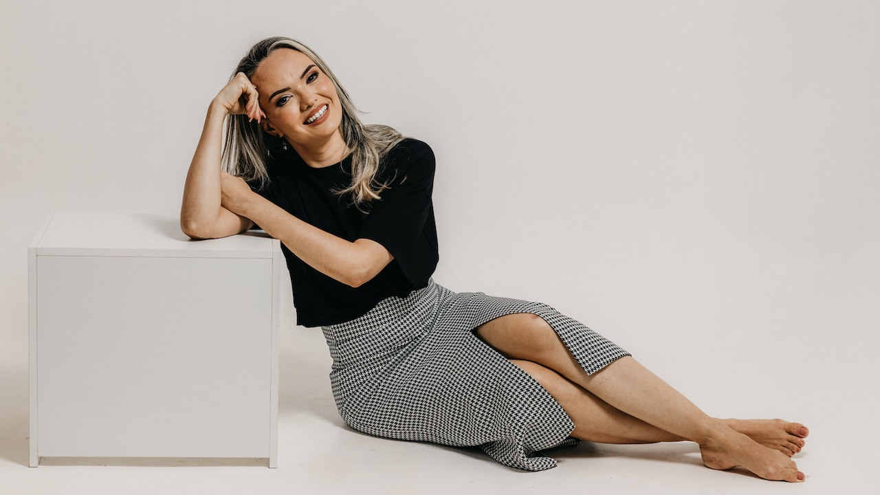 Why Pencil Skirts Shift Out Of Place: 10 Fit And Construction Issues Why Pencil Skirts Shift Out Of Place: 10 Fit And Construction Issues