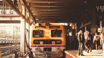 Mumbai Shocker! TC Assaulted At Andheri Railway Station For Demanding Valid Ticket