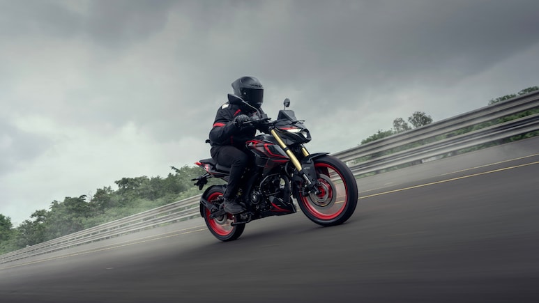 2026 Bajaj Pulsar N160 Launched With New 4-Valve Engine, 2 Variants