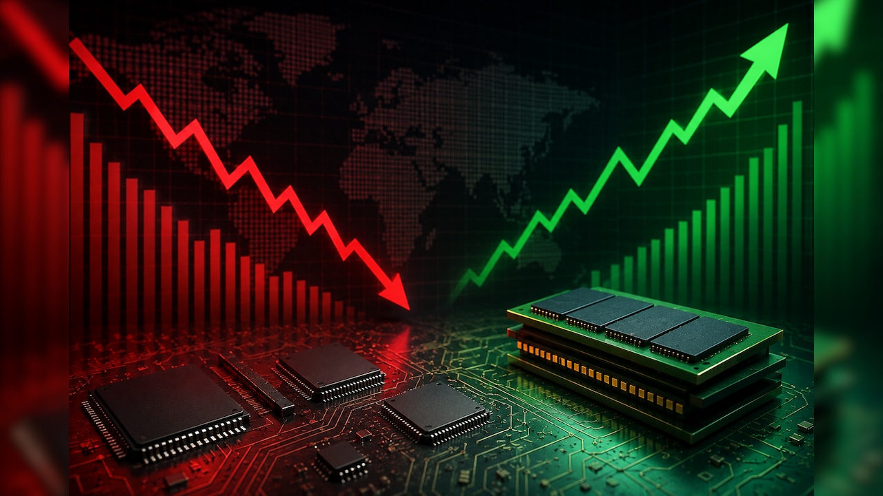 Chip Stocks Tumble Again: Intel, Sandisk, Western Digital Sink Up To 5% Even As SK Hynix Rallies