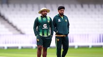 Pak Team Watches Imran Khan Interview As Sarfaraz Ahmed Remains 'Clueless'