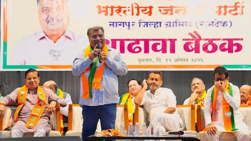 Ravindra Chavan: "सोशल मीडियावर आपण कमी पडतोय"; रवींद्र चव्हाणांच्या नेते, पदाधिकाऱ्यांना कानपिचक्या