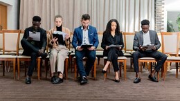Company Can't Hire New Workers After Ex-Employees Leave Negative Reviews Online: 'This Is Karma'
