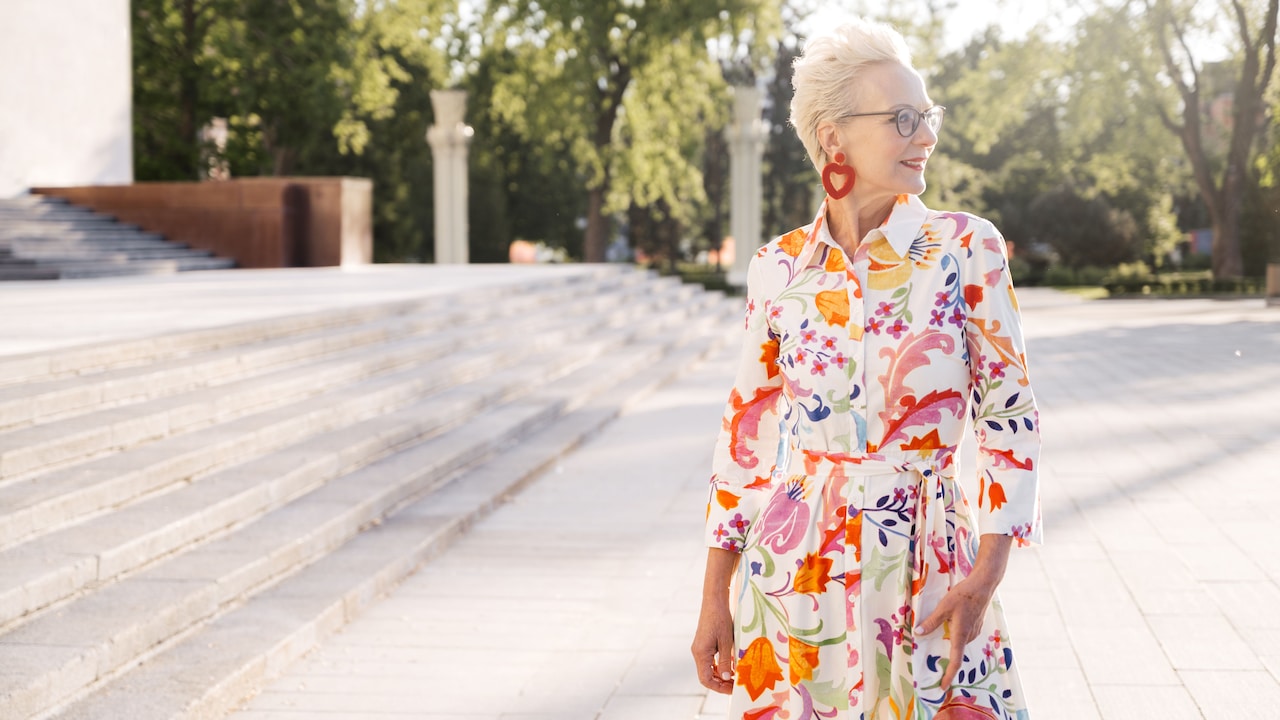 How To Stop A Shirt Dress From Gaping: 10 Easy Fixes That Work How To Stop A Shirt Dress From Gaping: 10 Easy Fixes That Work