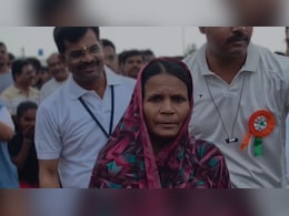 47-Year-Old Mother Runs Marathon Barefoot In Saree To Pay Daughter's Fees