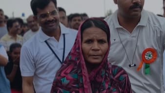 47-Year-Old Mother Runs Marathon Barefoot In Saree To Pay Daughter's Fees