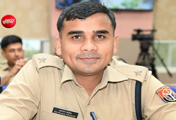 IPS बजरंग प्रसाद: पिता की हत्या भी नहीं तोड़ सकी हौसला, अब आगरा में मिली पहली पोस्टिंग
