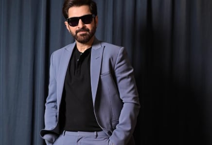 Jeet says he thinks in Hindi first for a Hindi film bet