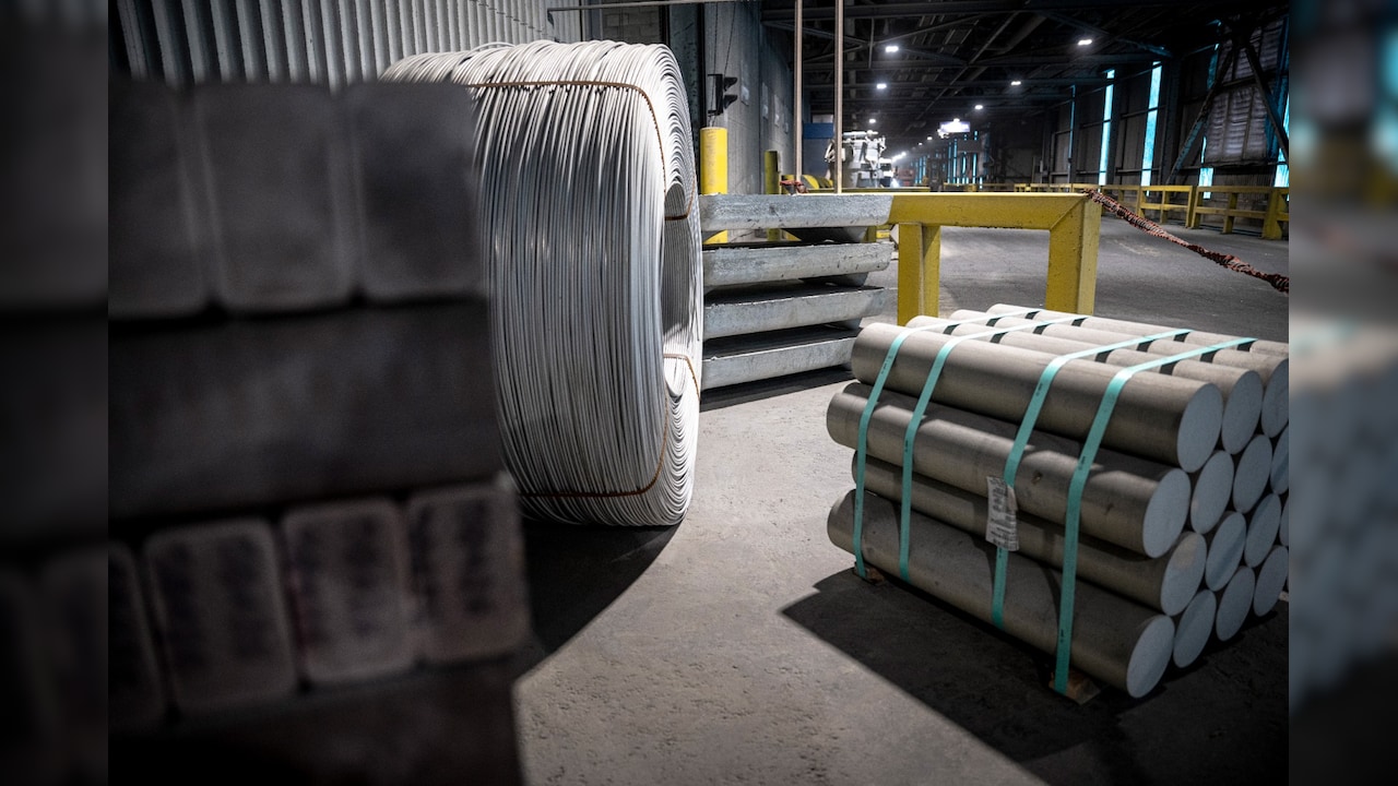 Rio Tinto Australia Aluminum Plant Gets $1.8 Billion Bailout