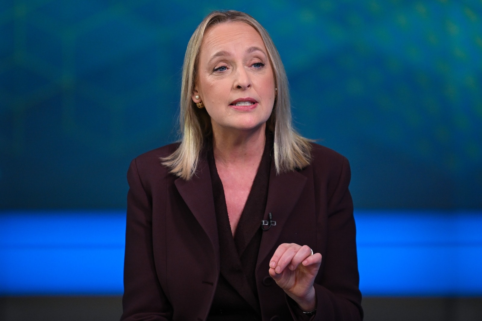 Accenture Urges Employees To Delay Unused Vacations In Final Push For Q4 Revenue
