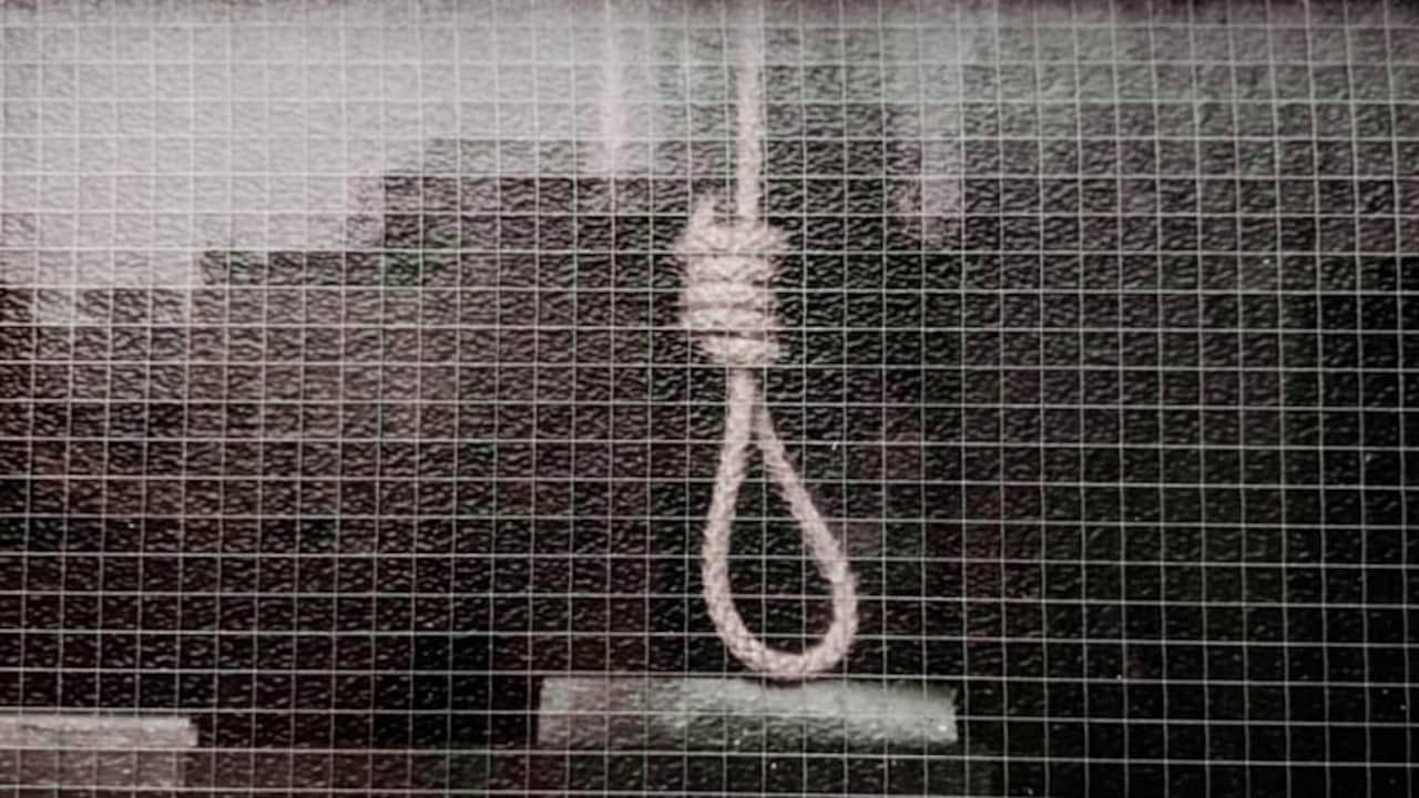Mumbai Shocker: Navy Sailor Found Hanged; Wife, Two Kids Suspected Poisoned At Home