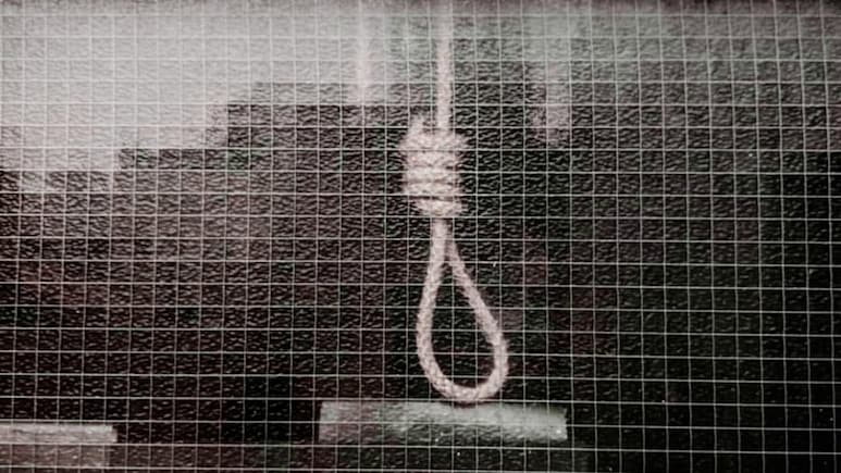 Mumbai Shocker: Navy Sailor Found Hanged; Wife, Two Kids Suspected Poisoned At Home