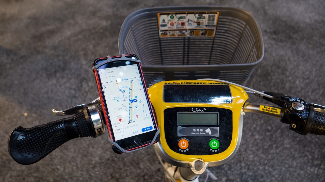 Why Does Your Bike Phone Mount Shake? 10 Causes And Easy Fixes Why Does Your Bike Phone Mount Shake? 10 Causes And Easy Fixes