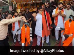 Watch: Humanoid Robot Arrives With Bodyguards At Ujjain Shop Opening, Then Breaks Into Dance
