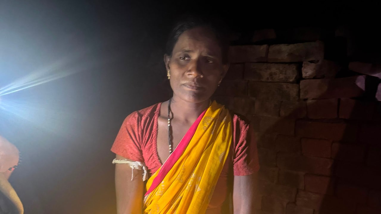 UP Woman, Husband Strangle Lover Using Saree, Bury Body In The House