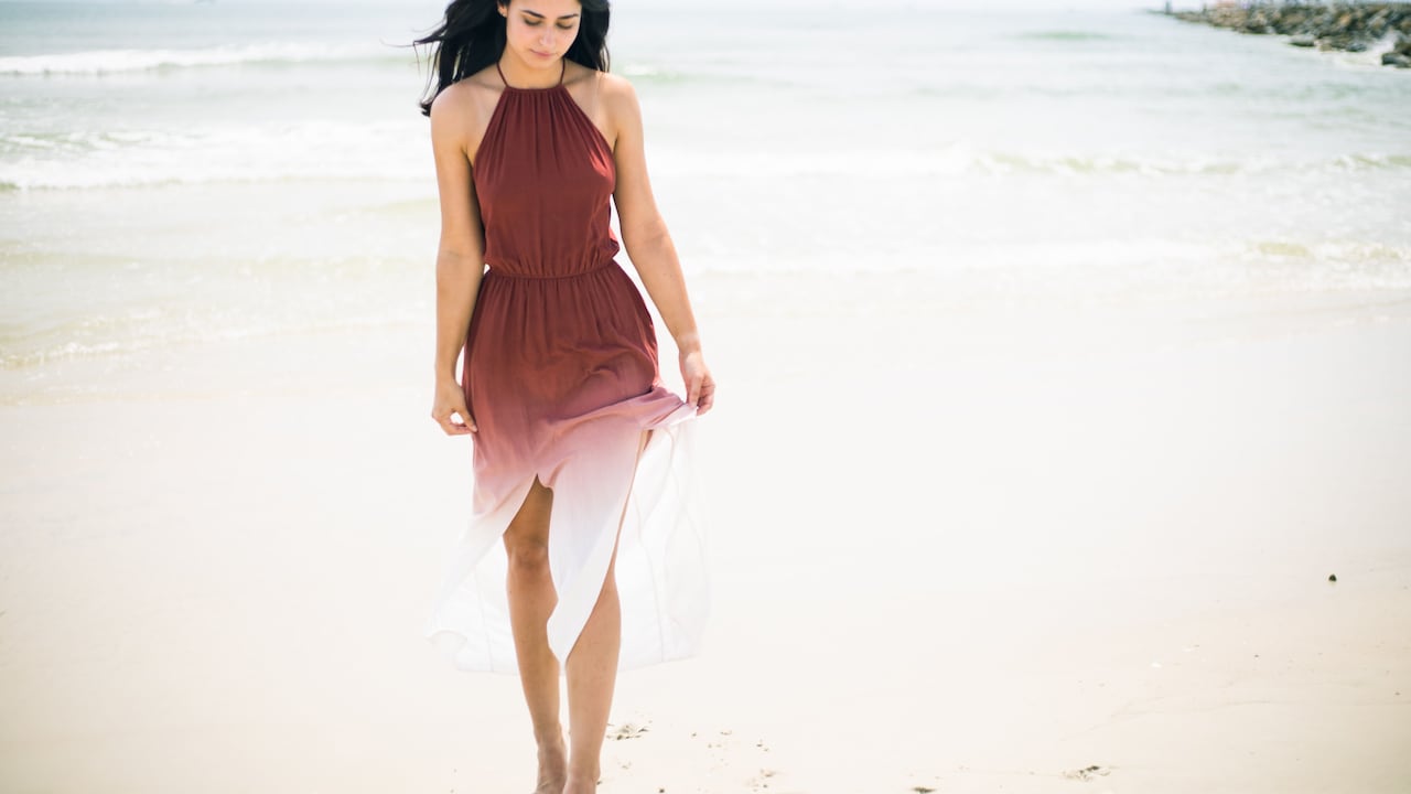 10 Halter Neck Dress Fit Myths You Should Stop Believing 10 Halter Neck Dress Fit Myths You Should Stop Believing