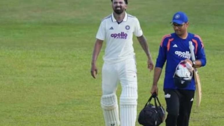 क्या केएल राहुल फिर से बैटिंग करने आएंगे? जानें क्यों समय गुजरने के साथ परेशान होते गए केएल
