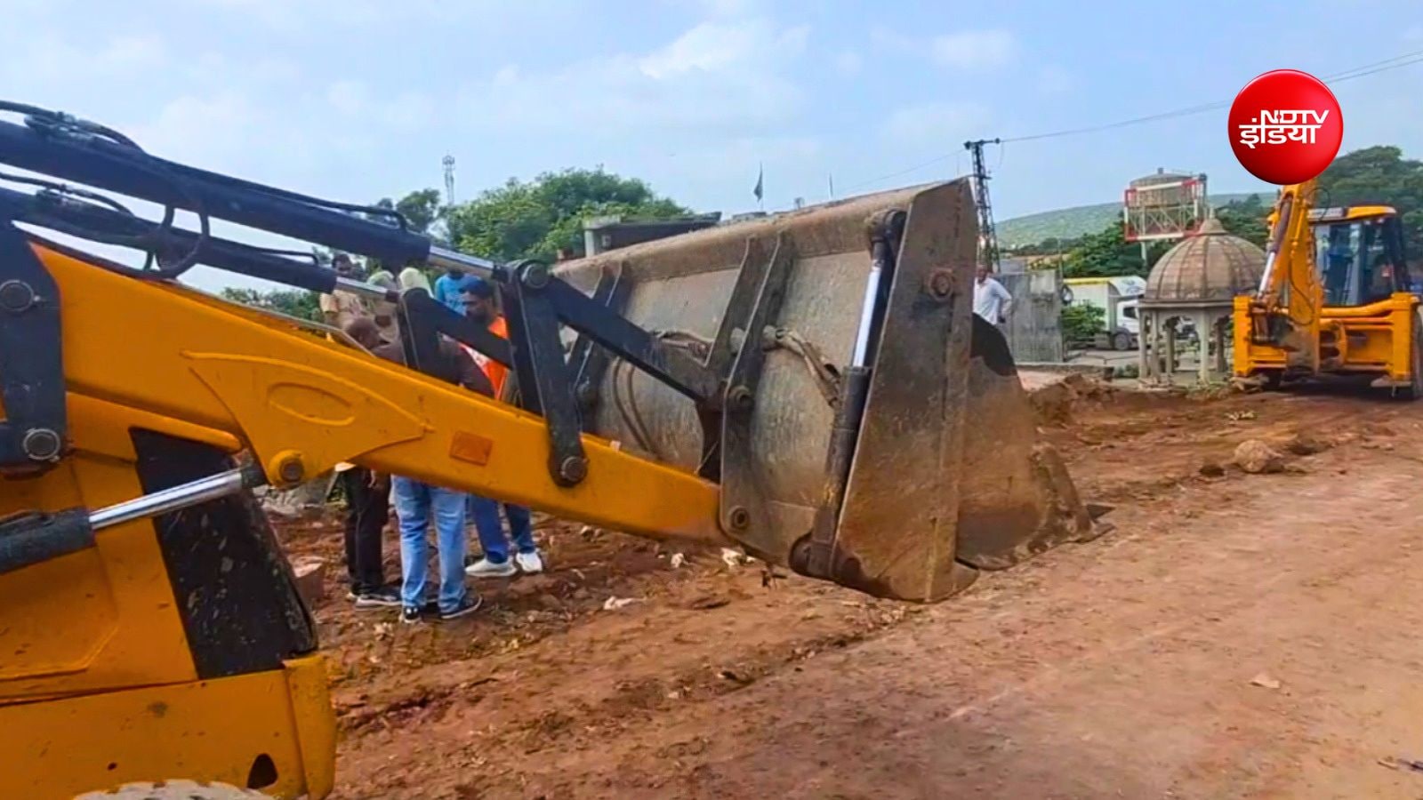 बुलडोजर कार्रवाई से पहले नोटिस दिया गया था बुलडोजर कार्रवाई से पहले नोटिस दिया गया था