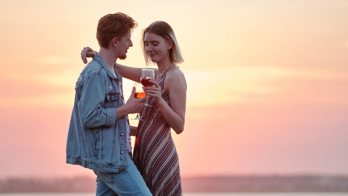 Top 5 Jumpsuits And Playsuits For A Memorable First Date Night
