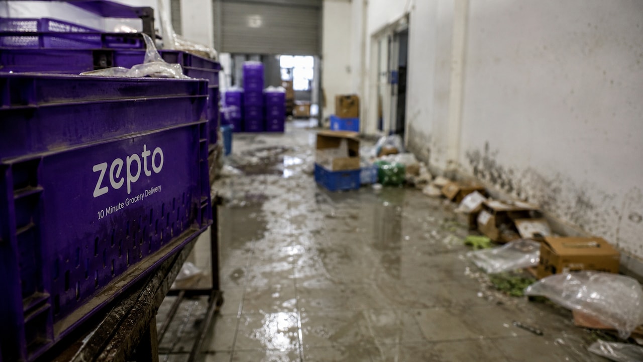 Zepto Warehouse Raided Near Bengaluru: Health Officials Flag 'Extremely Unhygienic' Conditions