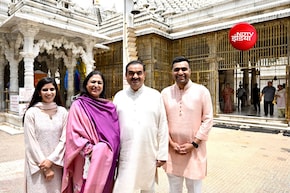 गौतम अदाणी ने पर्युषण महापर्व से पहले परिवार के साथ गुजरात के महुडी जैन मंदिर में किए दर्शन