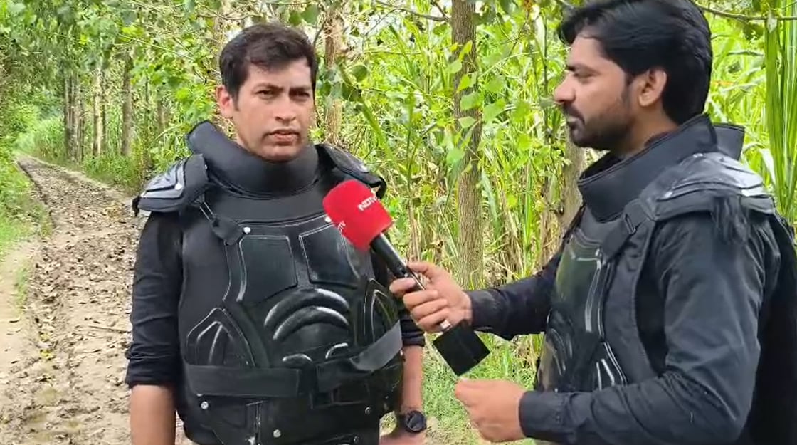 मुरादाबाद में तेंदुए की तलाश के ऑपरेशन में जुटे वन विभाग के अधिकारी ने पूरे ऑपरेशन की जानकारी दी. मुरादाबाद में तेंदुए की तलाश के ऑपरेशन में जुटे वन विभाग के अधिकारी ने पूरे ऑपरेशन की जानकारी दी.