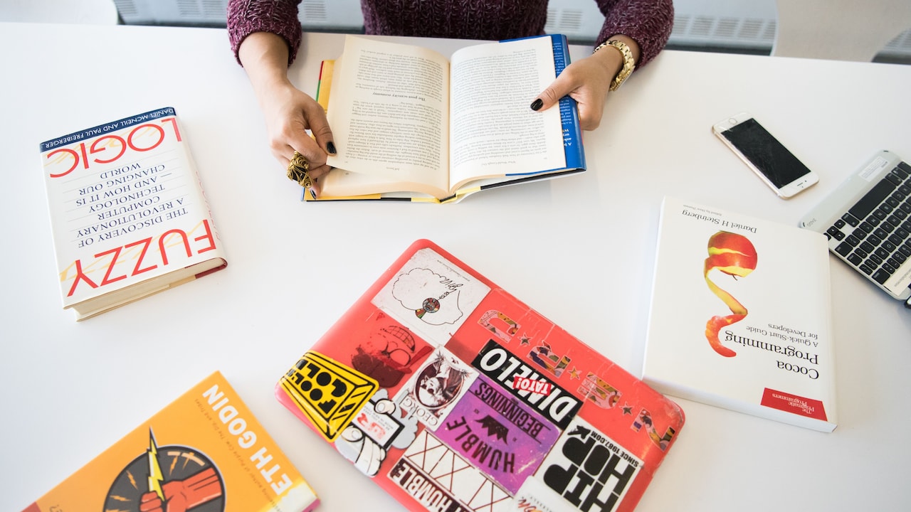 Which romantic novel do you want to read? Which romantic novel do you want to read?