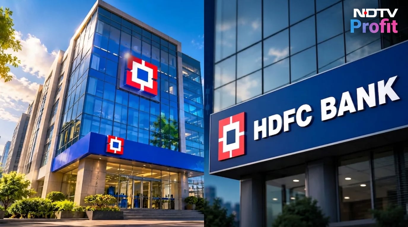 HDFC Bank shares fall more than 1% in early trade amid market movement