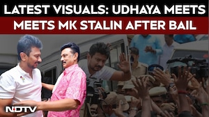 Latest Pictures Show Udhayanidhi Stalin Meeting MK Stalin After Bail