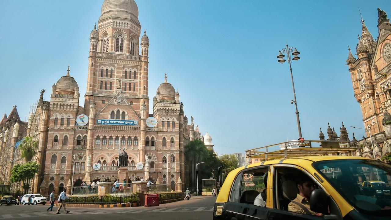 Marathi Language Row: Four App-Based Cab Drivers Challenge Government Order, Seek Immediate Stay