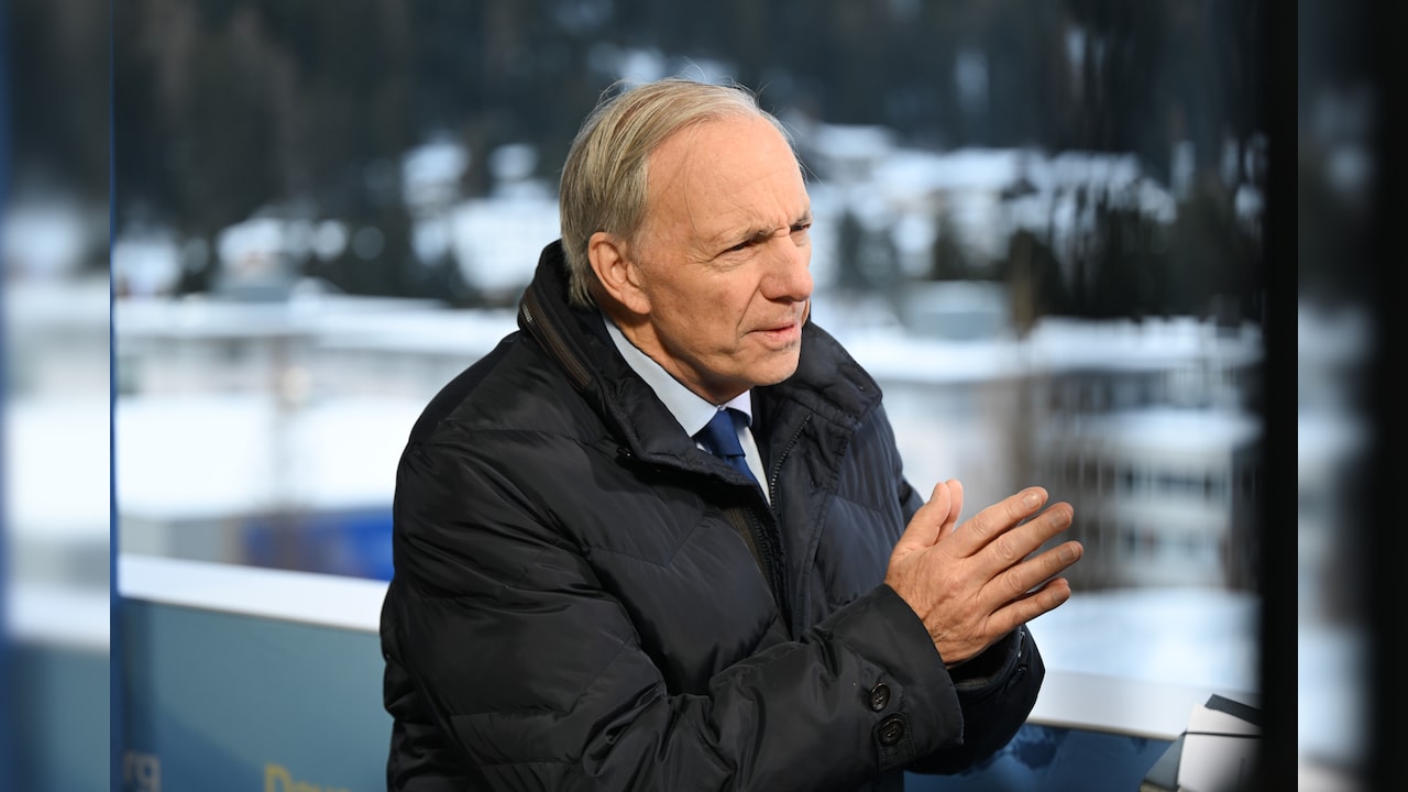 Amid Debt Crisis, Billionaire Ray Dalio Says Sell Bonds, Buy Gold, Bitcoin