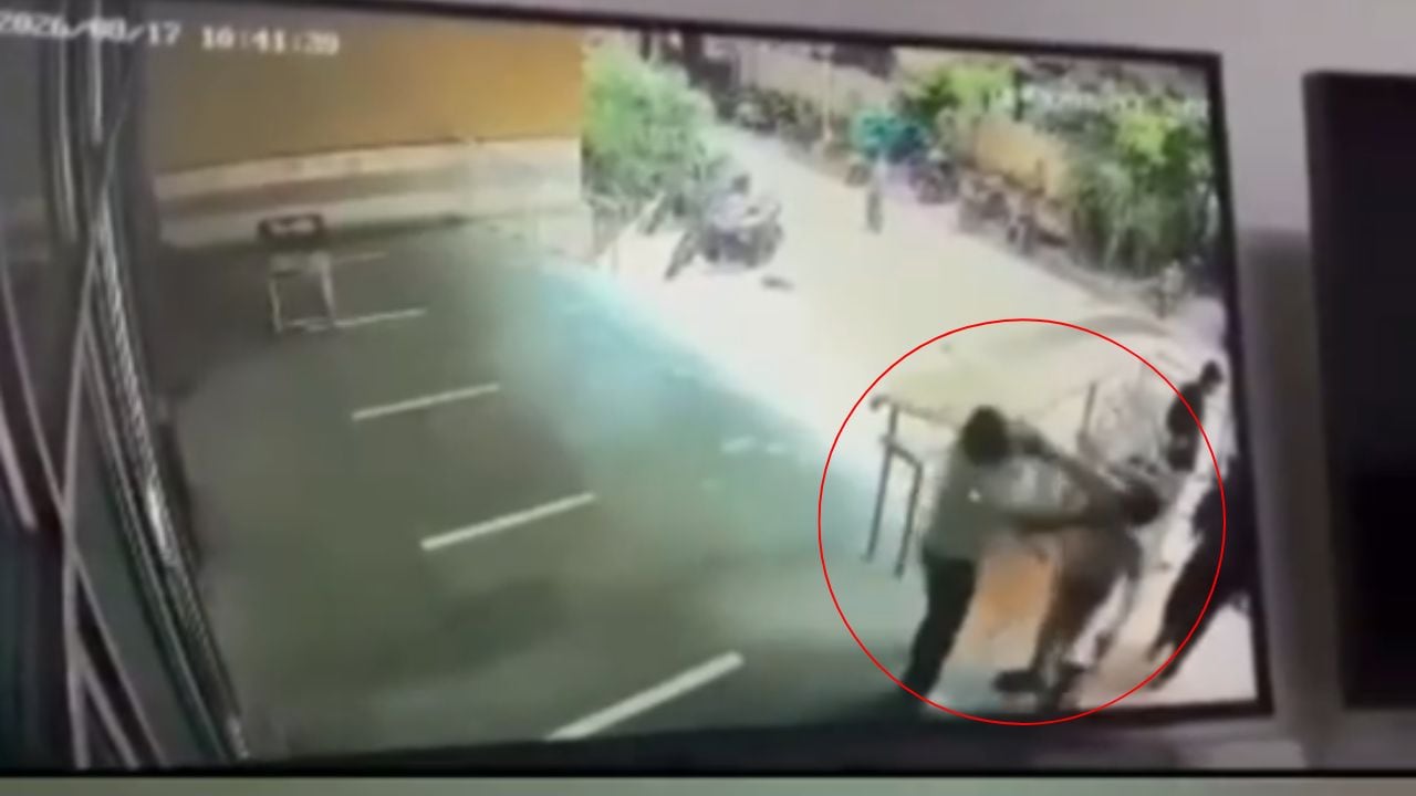 Delhi University PhD Scholar Slaps Professor. Suspended, Banned From Campus