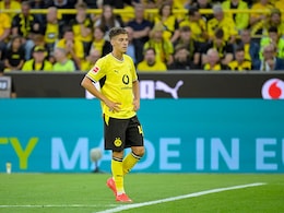 Borussia Dortmund's Giannis Konstantelias To Miss 'Several Months' With Knee Injury