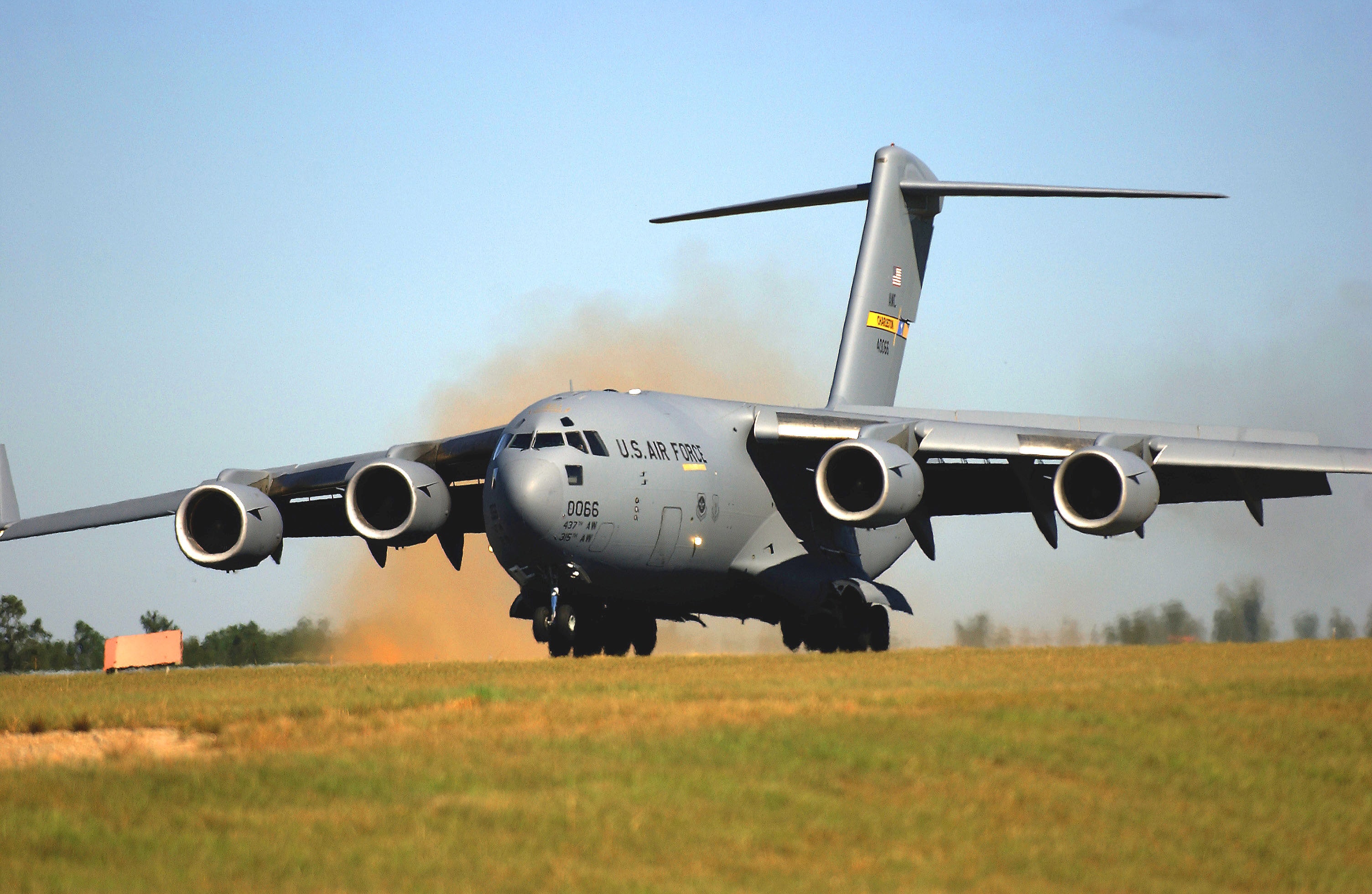 US military plane lands in Moscow amid reported CIA Director visit