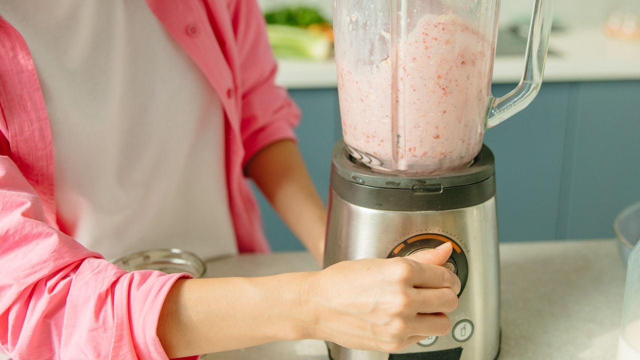 How To Blend Leafy Greens Without Foam: 10 Simple Fixes How To Blend Leafy Greens Without Foam: 10 Simple Fixes